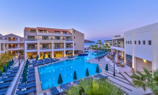 Προσφορές για το ξενοδοχείο Porto Platanias Beach Resort & Spa