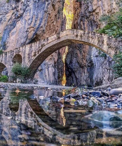 Προσφορές ξενοδοχείων για Σπήλαιο