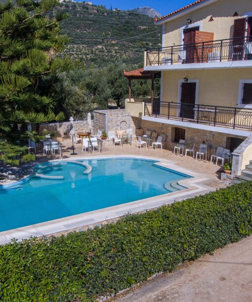 Προσφορές ξενοδοχείων για Νέο Οίτυλο