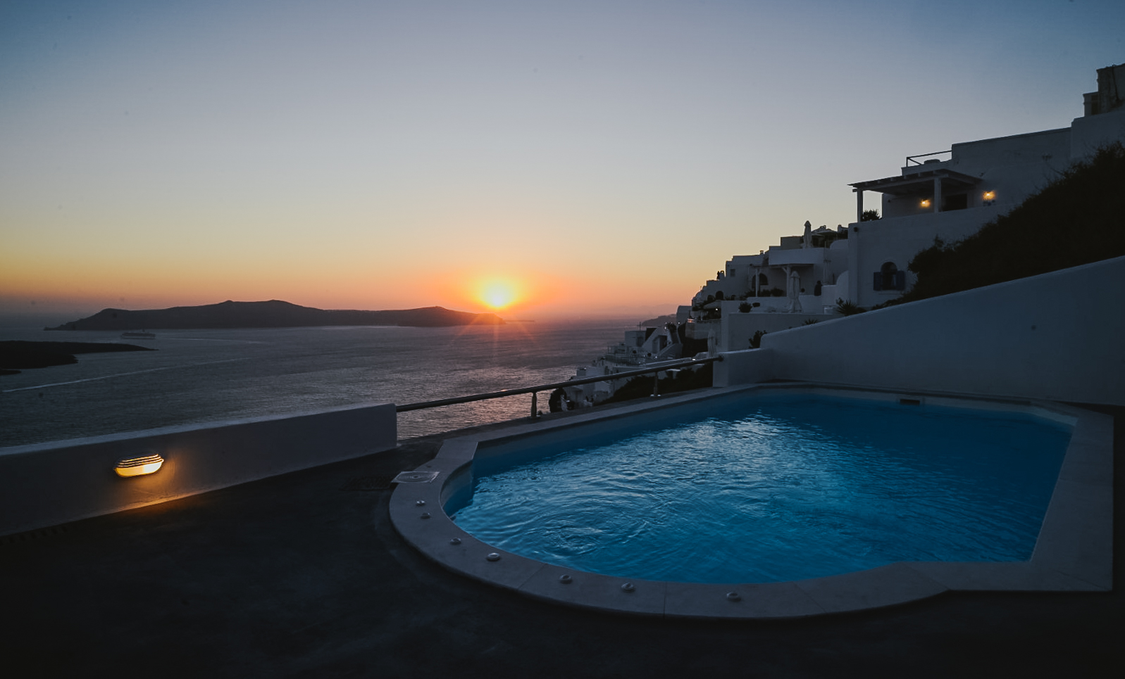 Προσφορές ξενοδοχείων για Φηρά