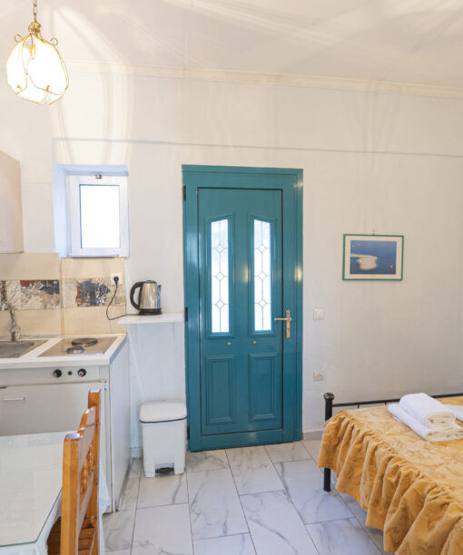 Προσφορά Bella Vista Λευκάδα Περιγιάλι Διαμέρισμα στον κήπο 2-3 ατόμων. 4 ημέρες (3 διανυκτερεύσεις) 2 άτομα από 1/06/2026 έως 10/10/2026